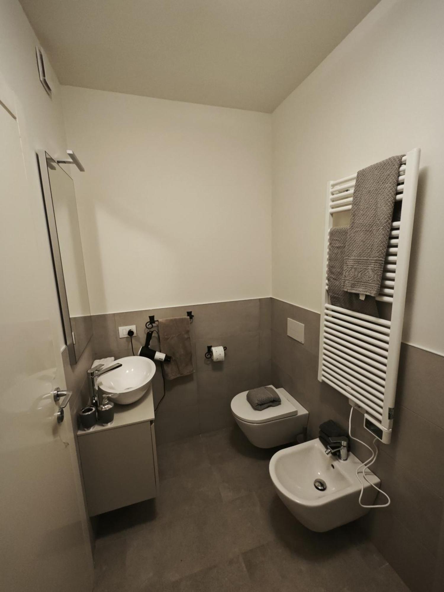 Miriam Apartment Бергамо Екстериор снимка